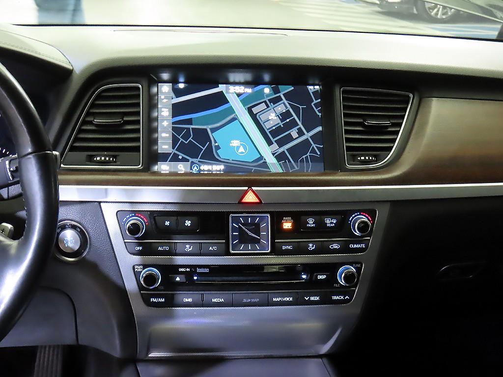 Genesis G80 - Vista 11