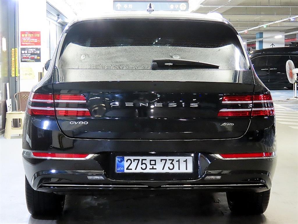 Genesis GV80 - Vista 5