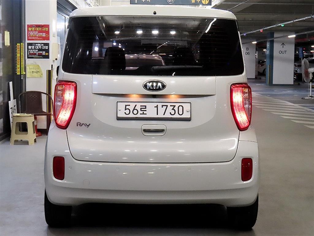 KIA Ray - Vista 5