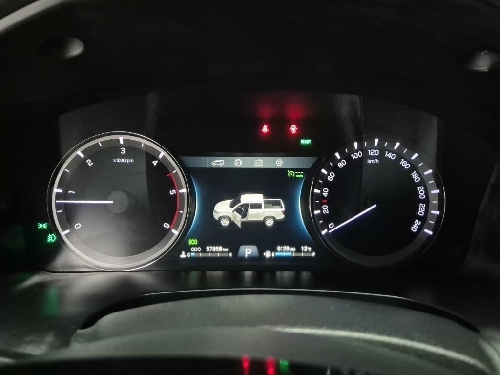 Ssangyong Rexton - Vista 6