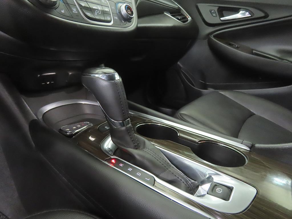 Chevrolet Malibu - Vista 11