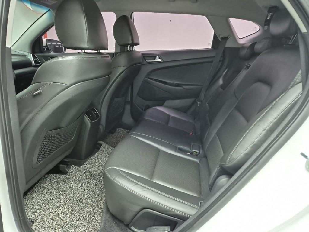 HYUNDAI Tucson - Vista 12