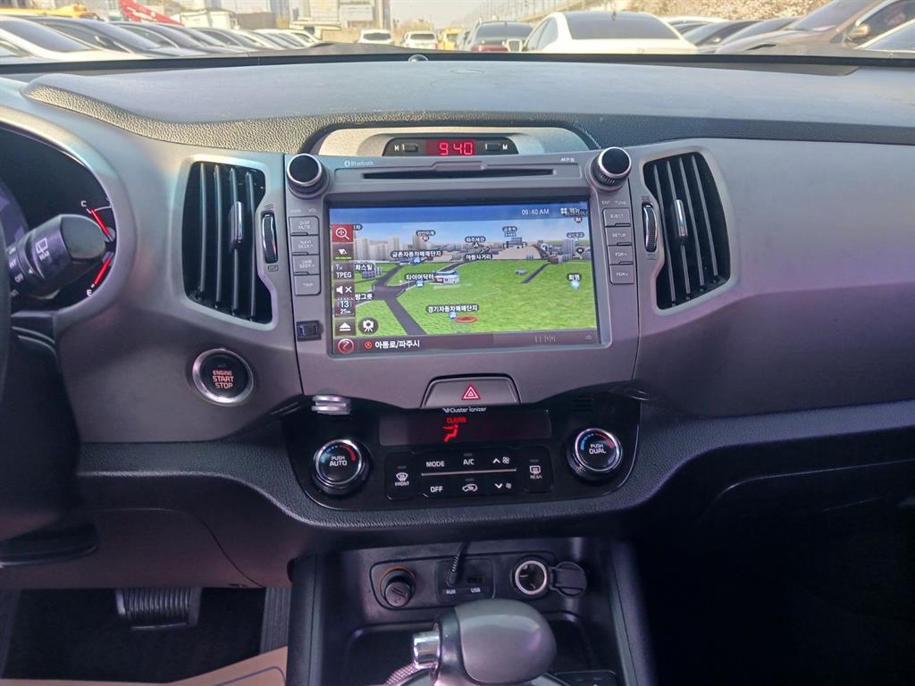 KIA Sportage - Vista 12