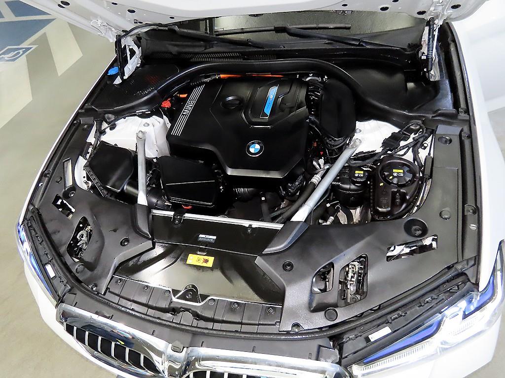 BMW 5 Series 2021 Blanco - Importación desde Corea - HF Imports Iquique - Foto 19