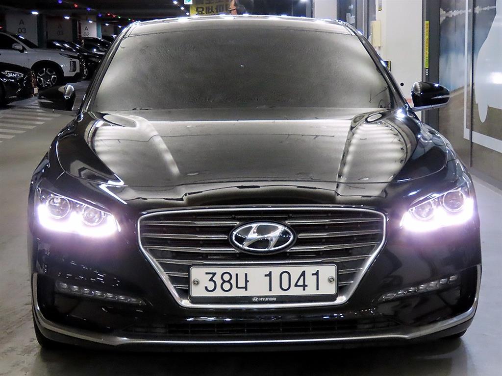 HYUNDAI Grandeur - Vista 2