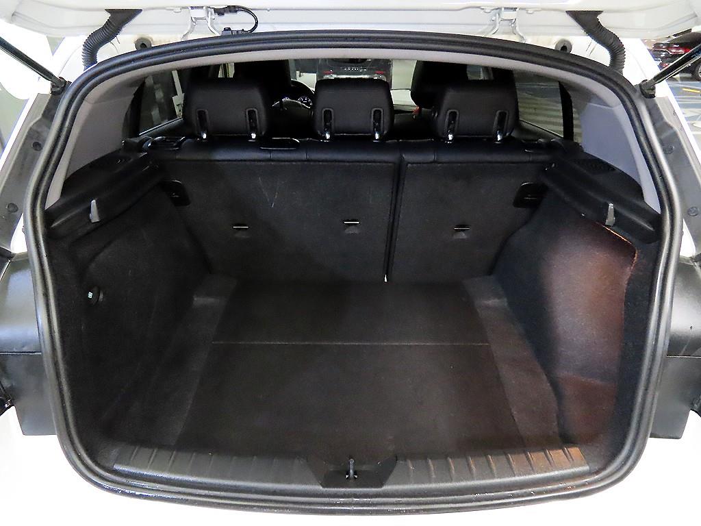 BMW 1 series 2019 Blanco - Importación desde Corea - HF Imports Iquique - Foto 17