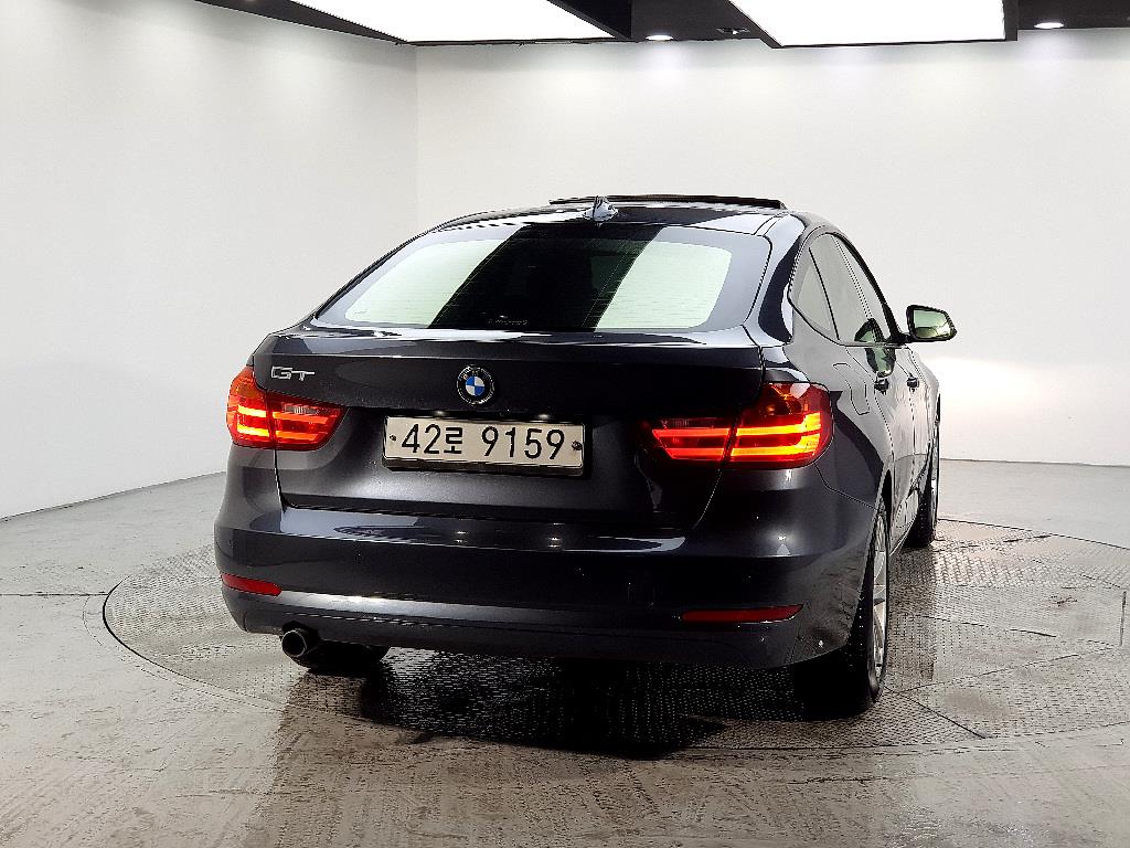 BMW Gran Turismo - Vista 3