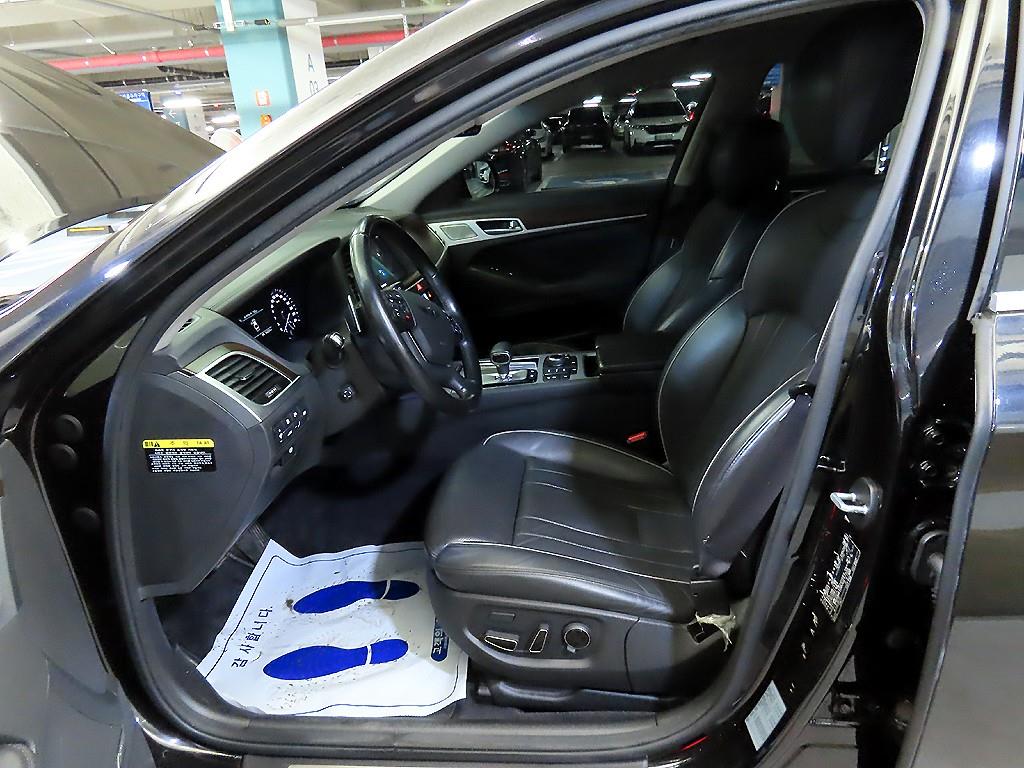 Genesis G80 - Vista 6