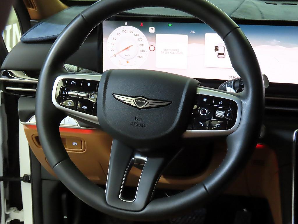 Genesis GV80 - Vista 8