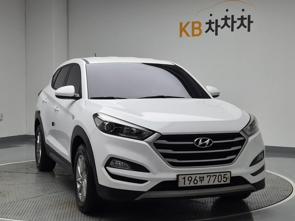 HYUNDAI Tucson - Vista 4