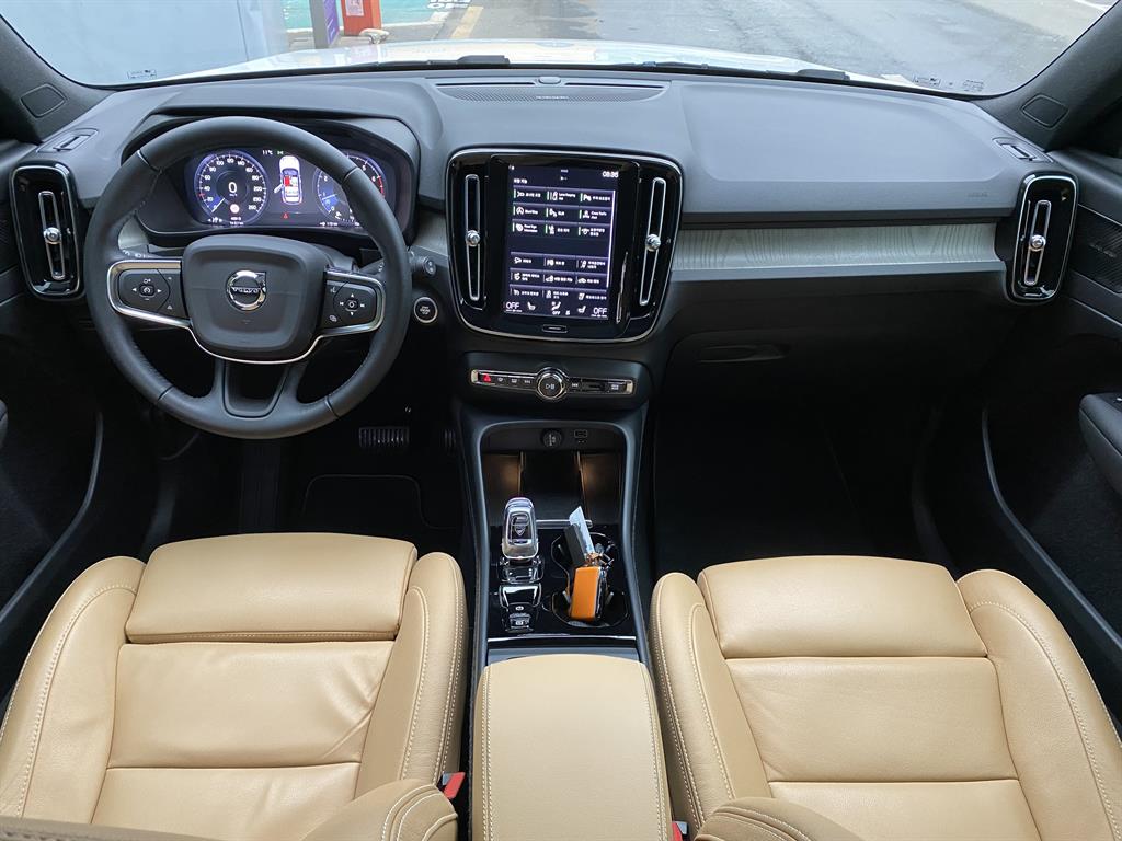 Volvo XC40 - Vista 6