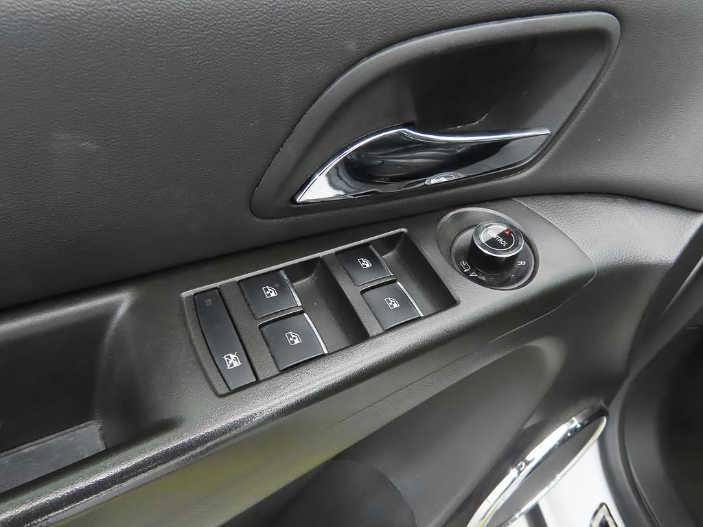 Chevrolet Cruise 2013 Blanco - Importación desde Corea - HF Imports Iquique - Foto 15