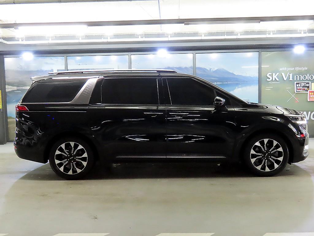 KIA Carnival - Vista 3