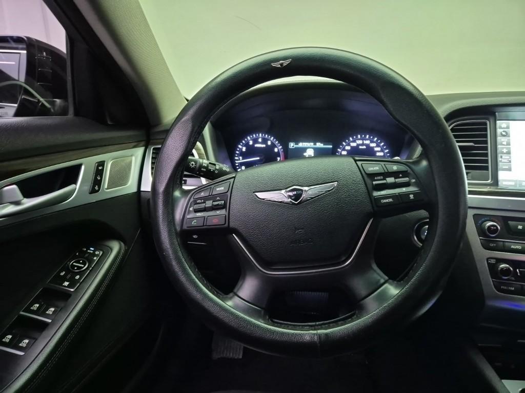 Genesis G80 - Vista 9