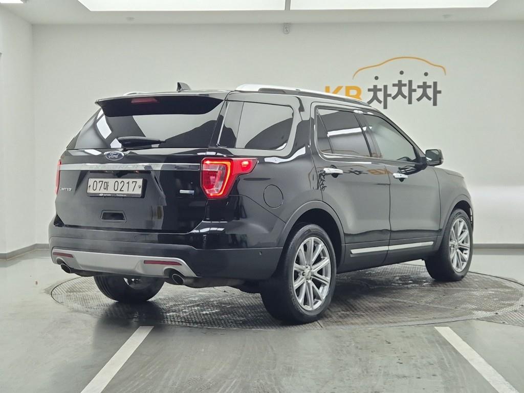 Ford Explorer - Vista 4