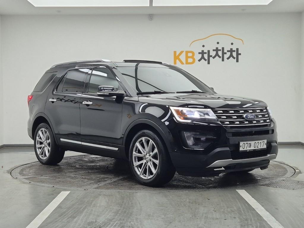 Ford Explorer - Vista 2