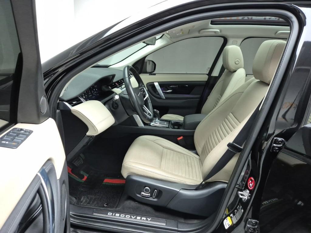 Land Rover Discovery Sports - Vista 11