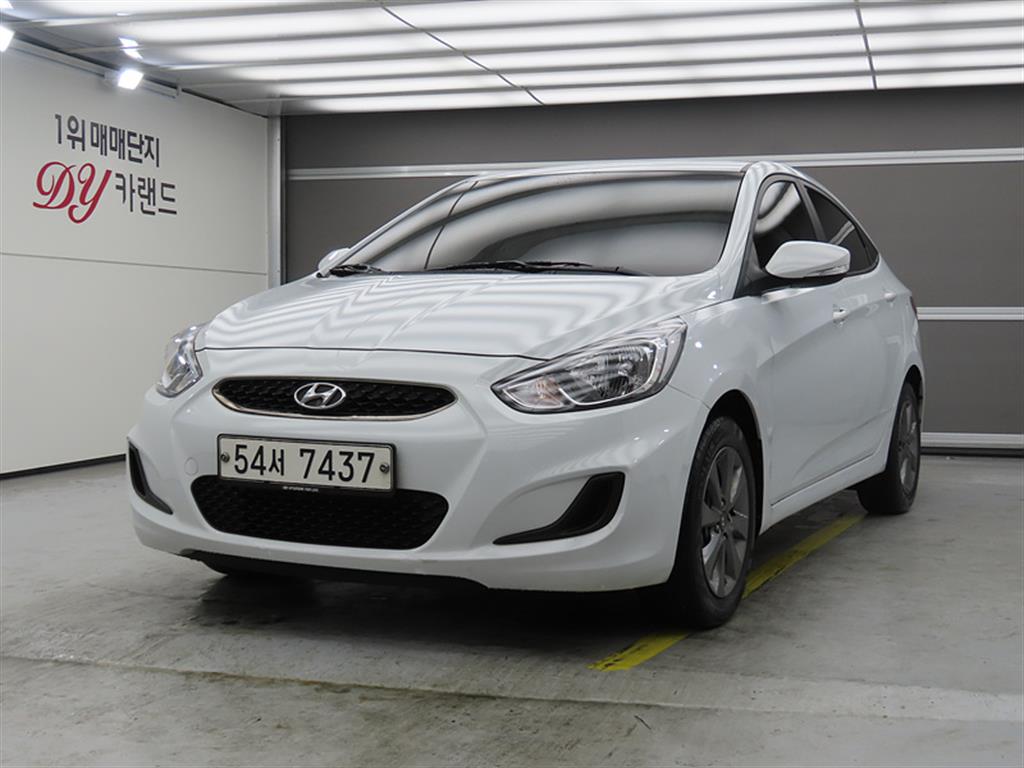 HYUNDAI Accent 2019 Blanco - Importación desde Corea - HF Imports Iquique - Foto 1