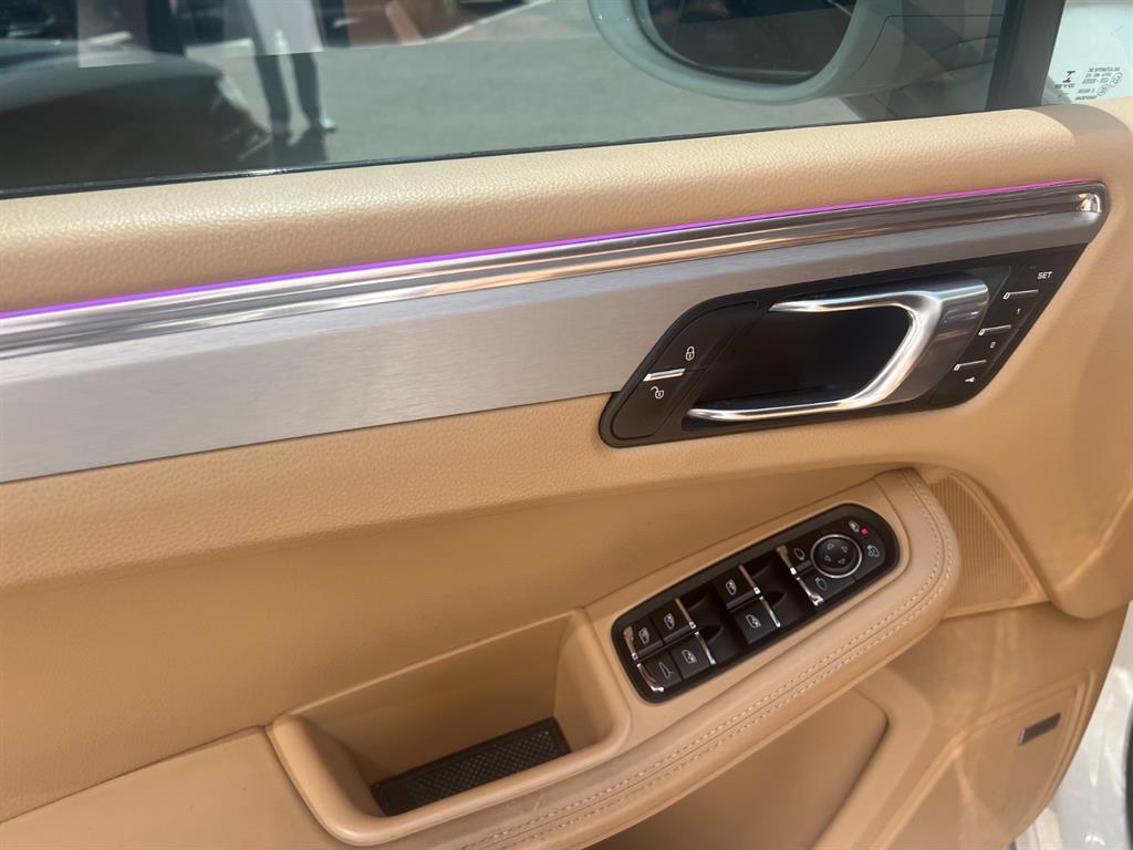 Porsche Macan - Vista 11