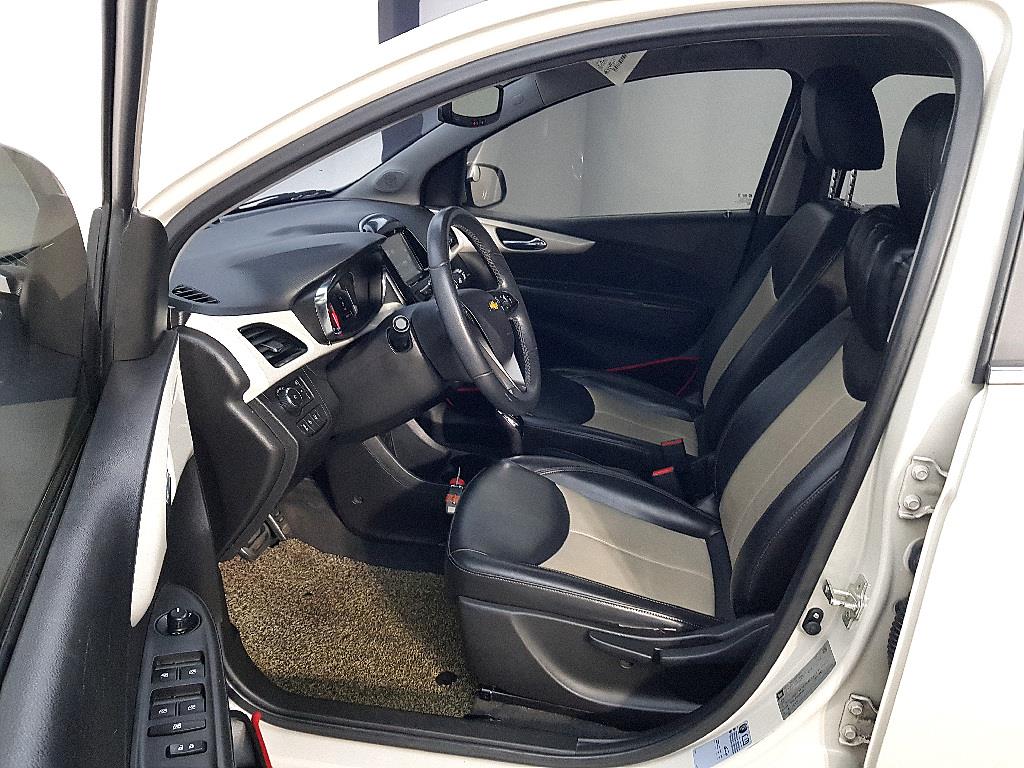 Chevrolet Spark - Vista 8