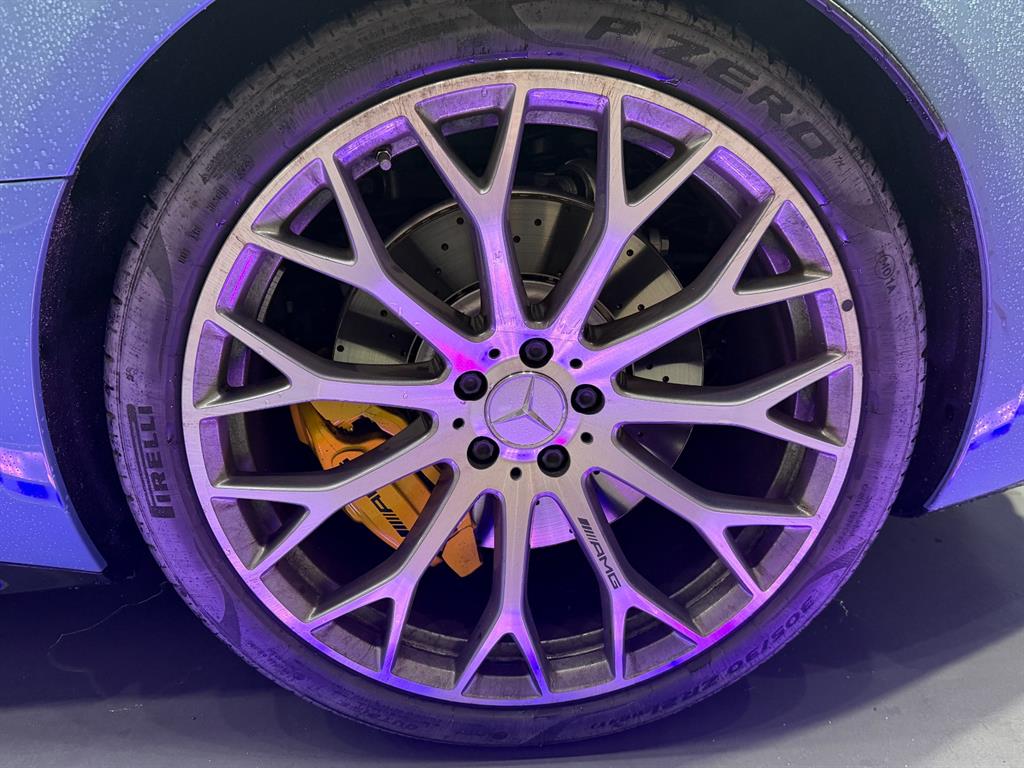 Mercedes Benz SL Class - Vista 6