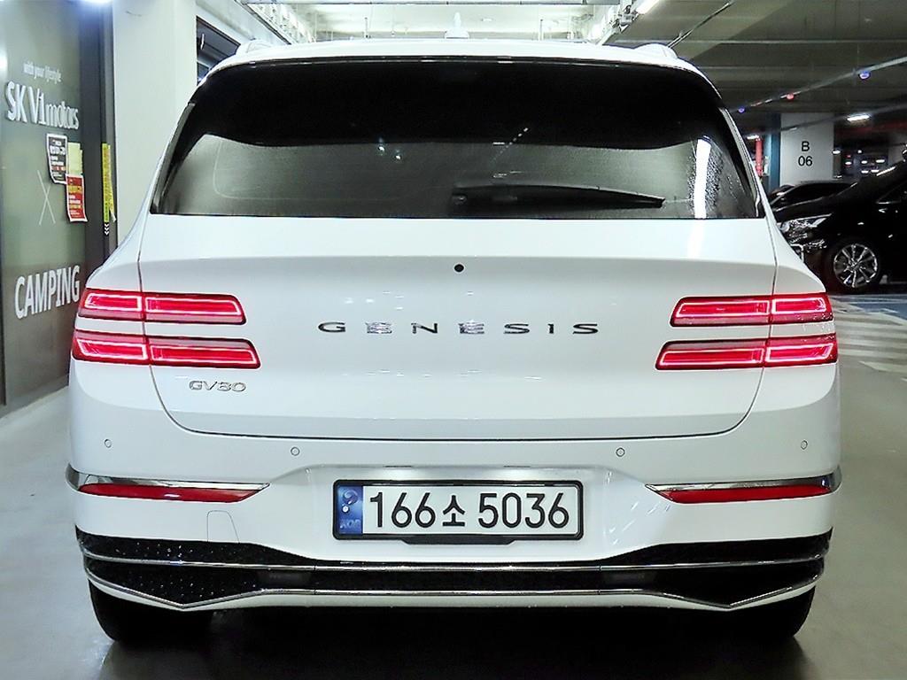 Genesis GV80 - Vista 5