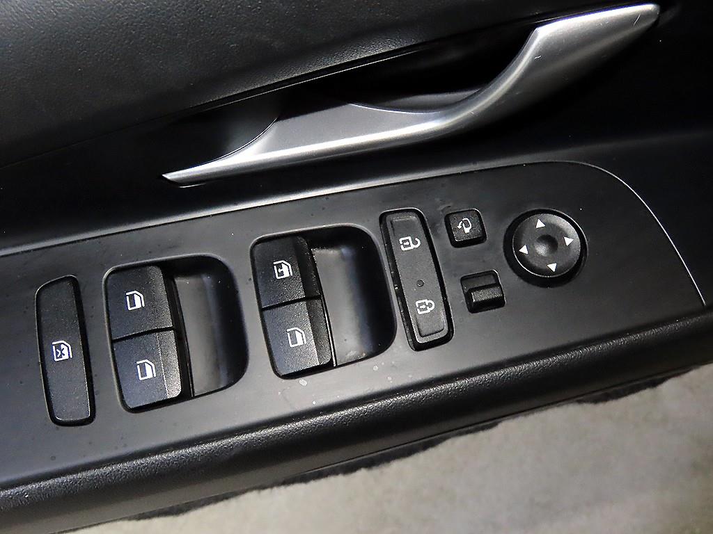 HYUNDAI Avante 2021 Blanco - Importación desde Corea - HF Imports Iquique - Foto 13