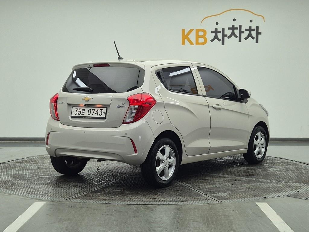 Chevrolet Spark - Vista 4