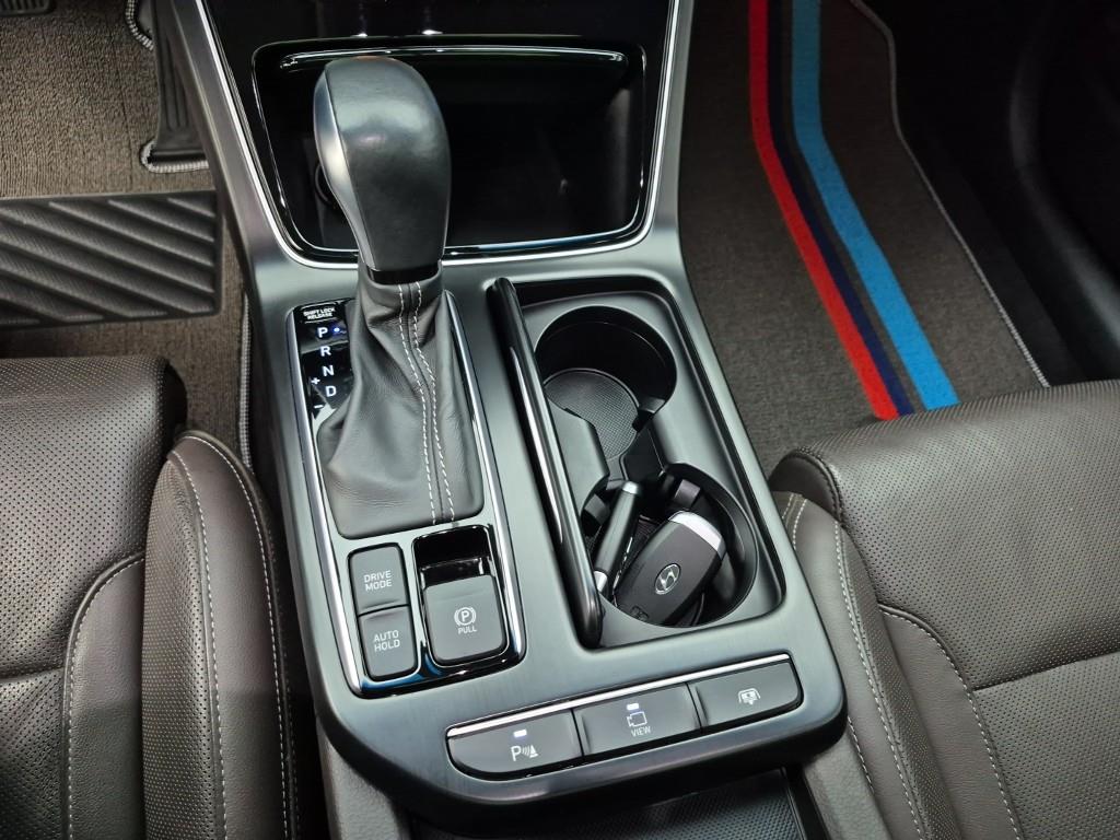 HYUNDAI Grandeur - Vista 8