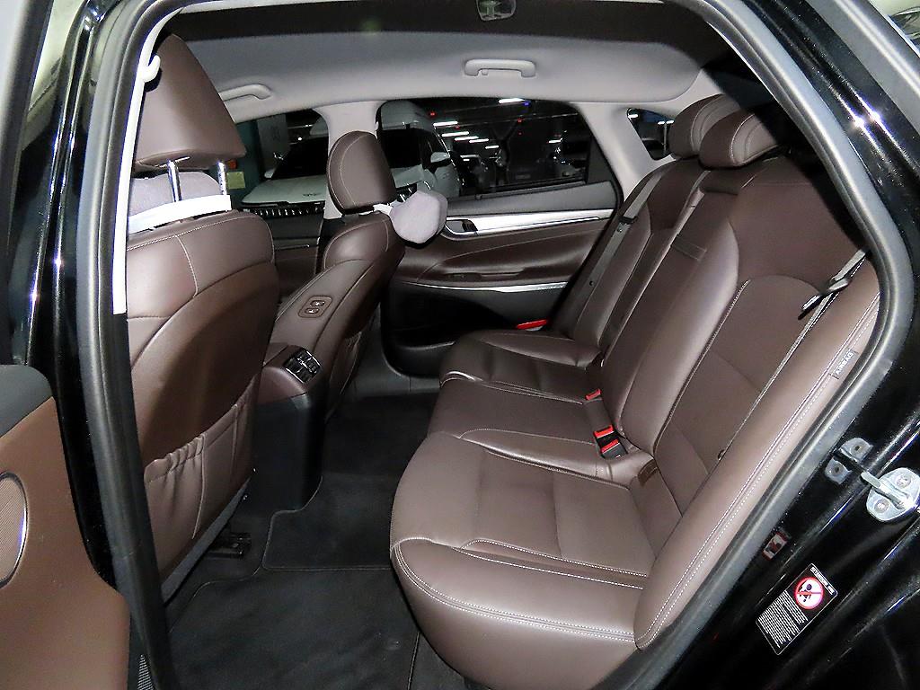 HYUNDAI Grandeur - Vista 7