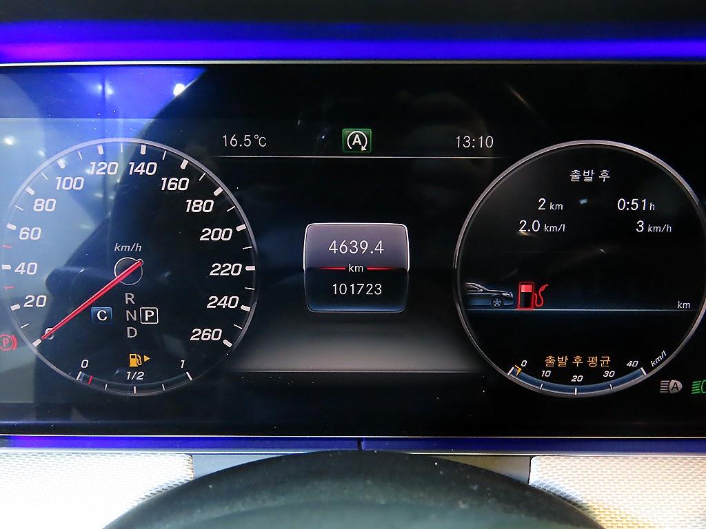 Mercedes Benz E class - Vista 9