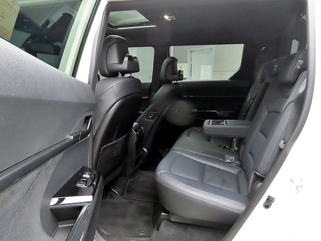 Ssangyong Musso - Vista 6