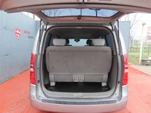 HYUNDAI Starex - Vista 10