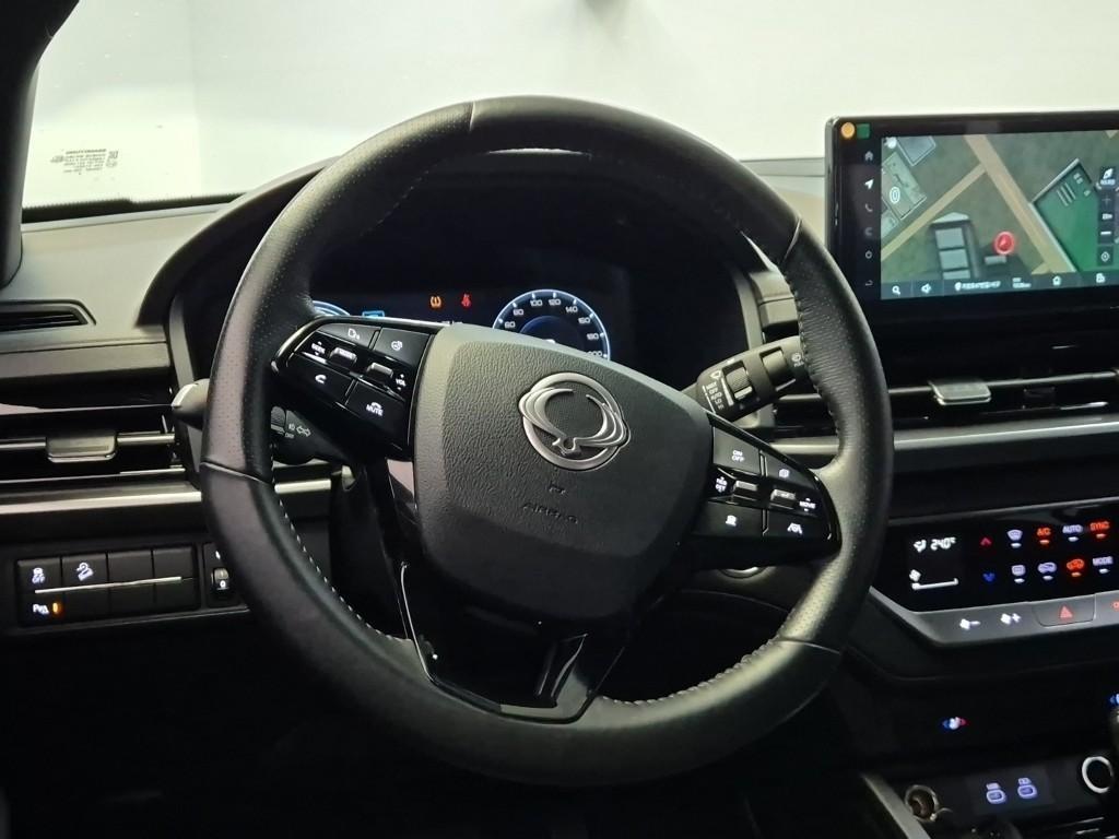 Ssangyong Rexton - Vista 9