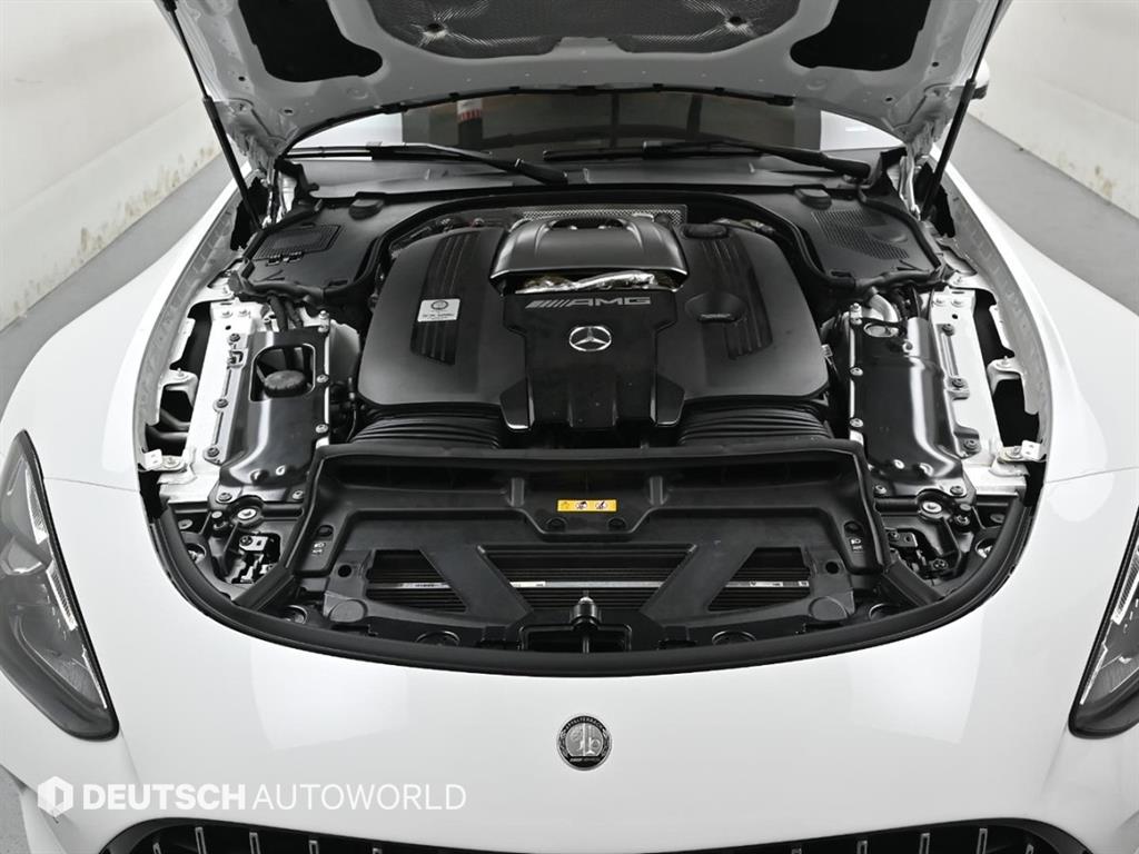 Mercedes Benz AMG GT - Vista 6