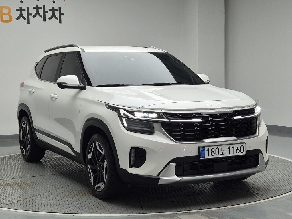 KIA Seltos - Vista 3