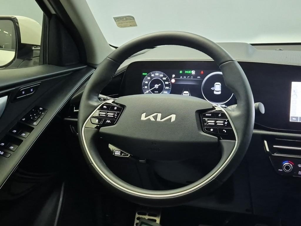 KIA Niro - Vista 9