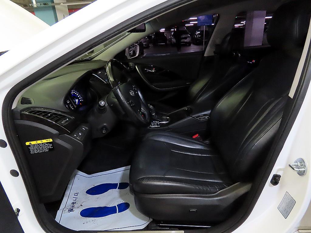 HYUNDAI Grandeur - Vista 6