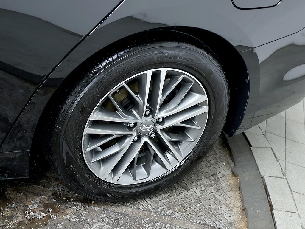 HYUNDAI Grandeur 2018 Negro - Importación desde Corea - HF Imports Iquique - Foto 8