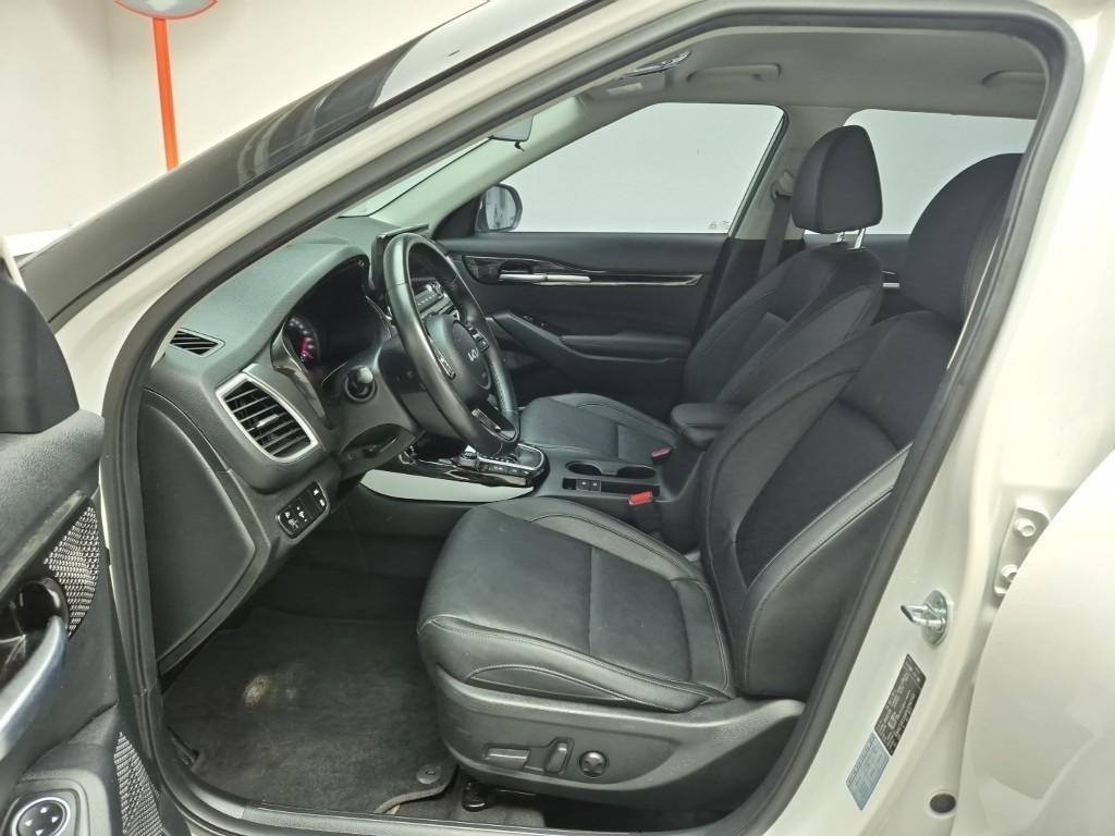 KIA Seltos - Vista 11
