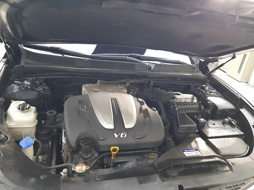 HYUNDAI Grandeur - Vista 6