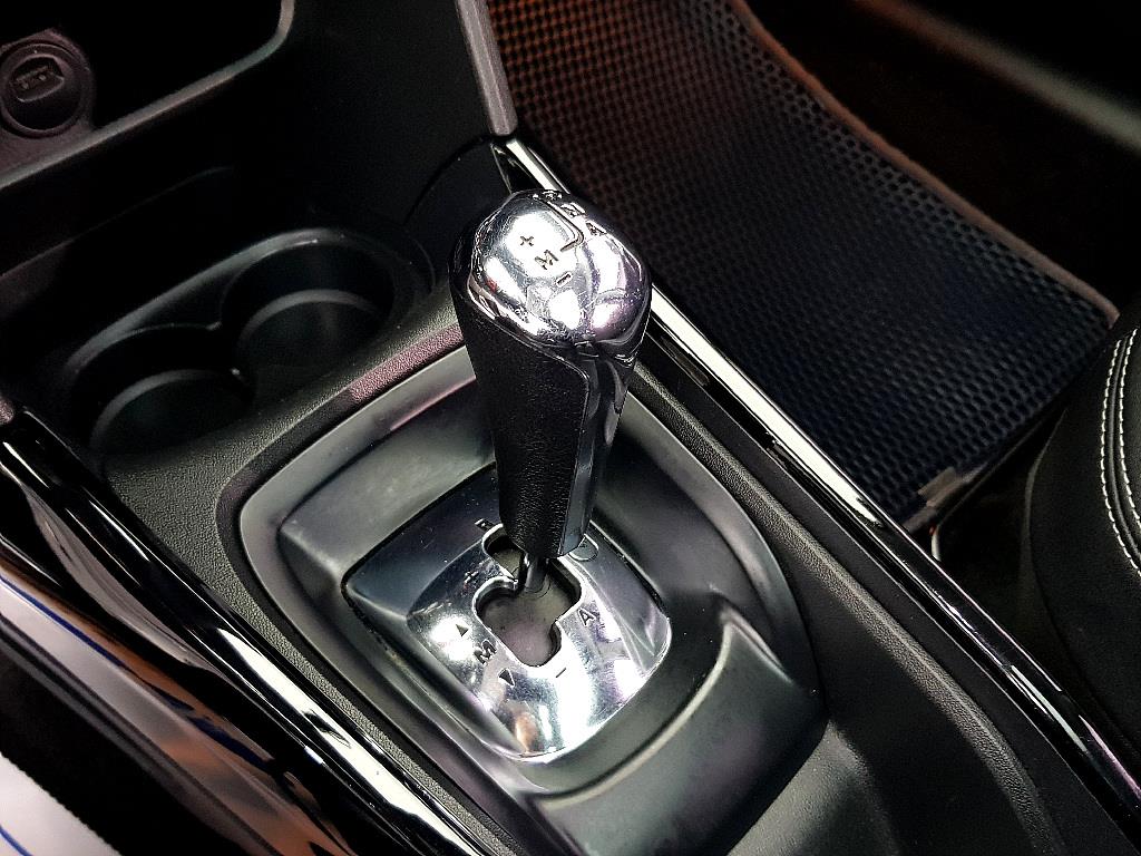 Peugeot 2008 2015 Gris - Importación desde Corea - HF Imports Iquique - Foto 15