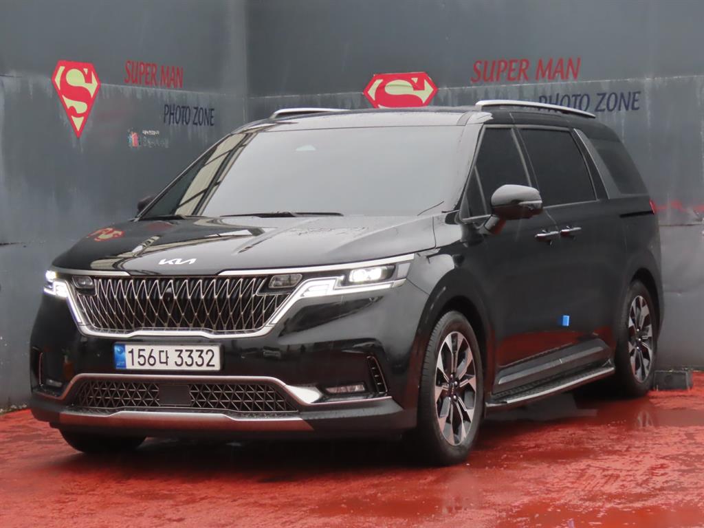 KIA Carnival 2023 Negro - Importación desde Corea - HF Imports Iquique - Foto 1