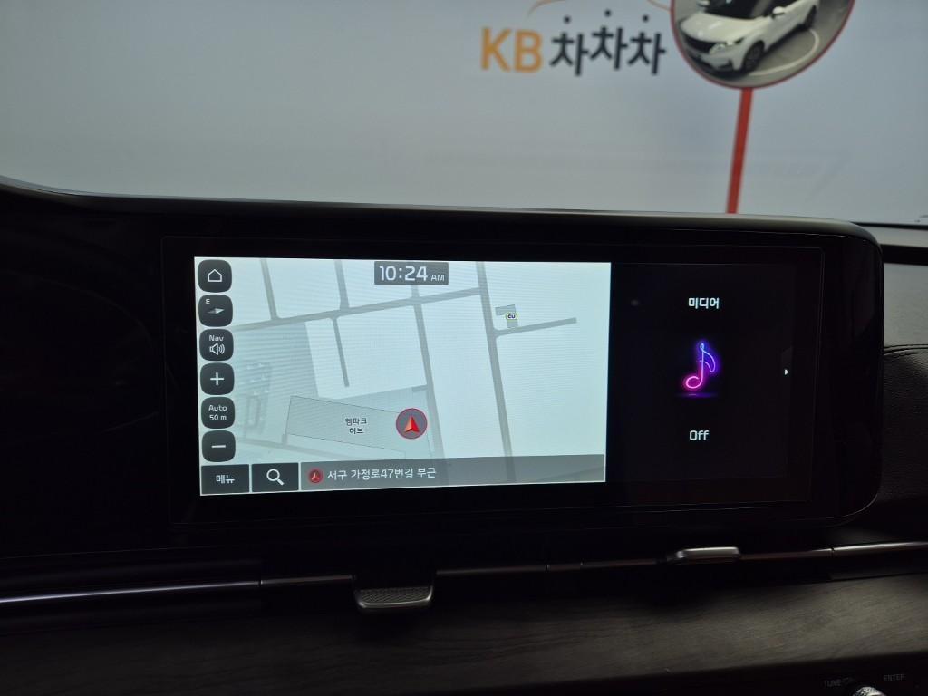 KIA Carnival - Vista 12