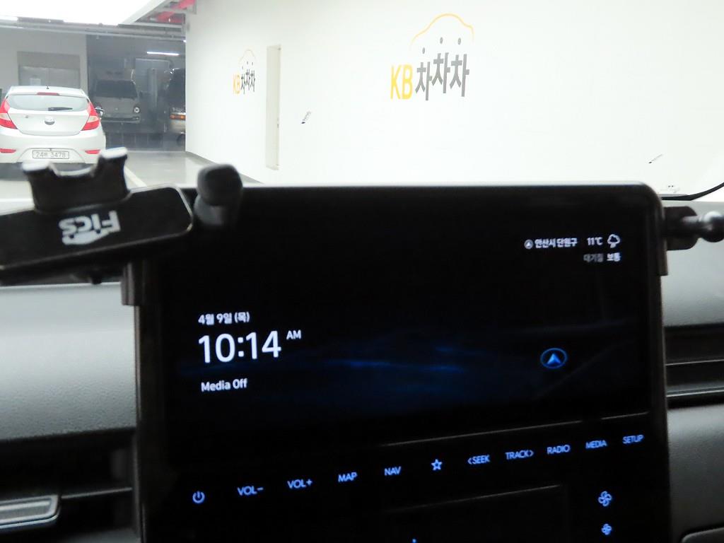 HYUNDAI Staria - Vista 8