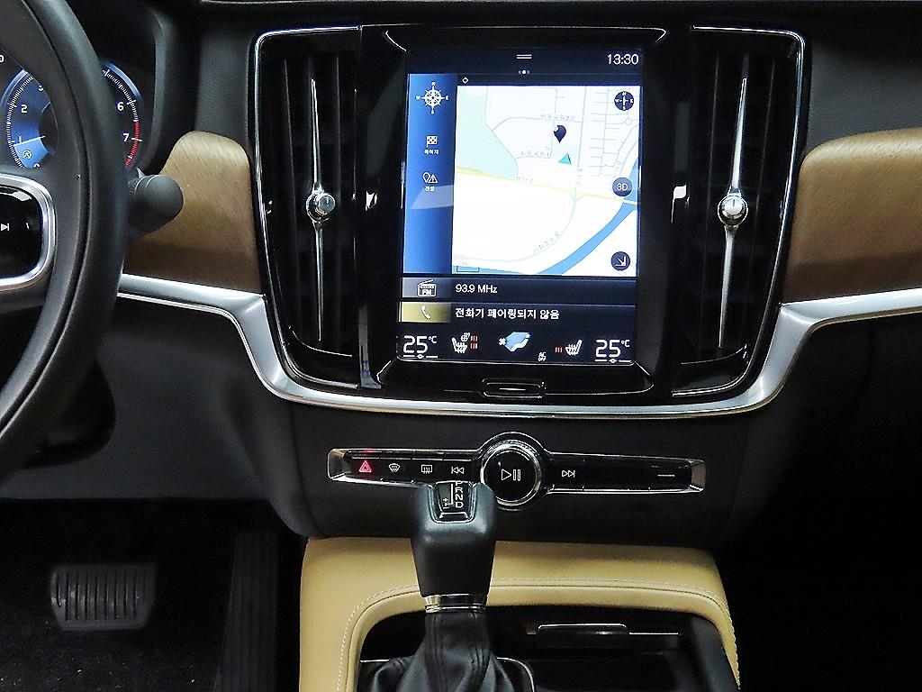 Volvo S90 - Vista 12