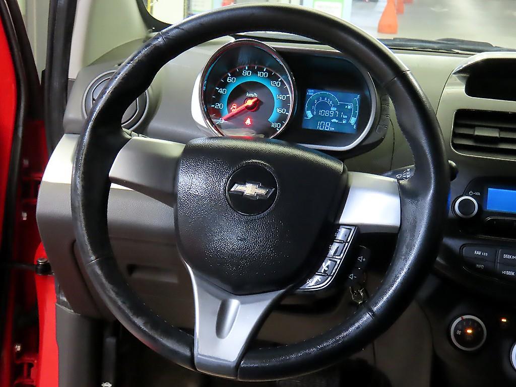 Chevrolet Spark - Vista 8