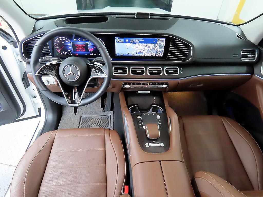 Mercedes Benz GLE Class - Vista 7