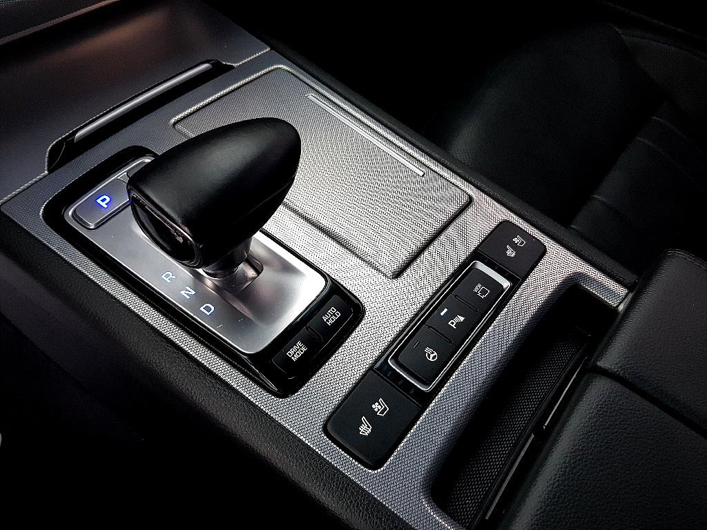 Genesis G80 - Vista 12