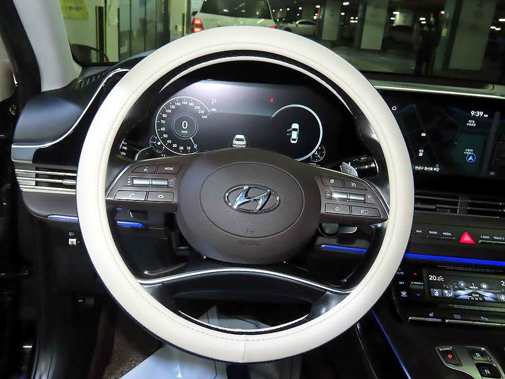 HYUNDAI Grandeur - Vista 8